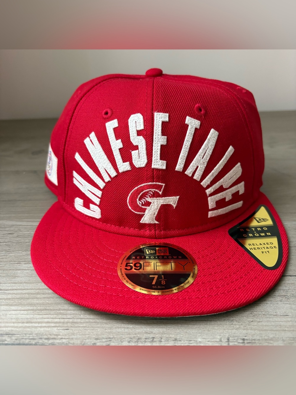 RARE New Era 59Fifty Retro Crown WBC Chinese Taipei Script Fitted Hat 7 1/8 Red